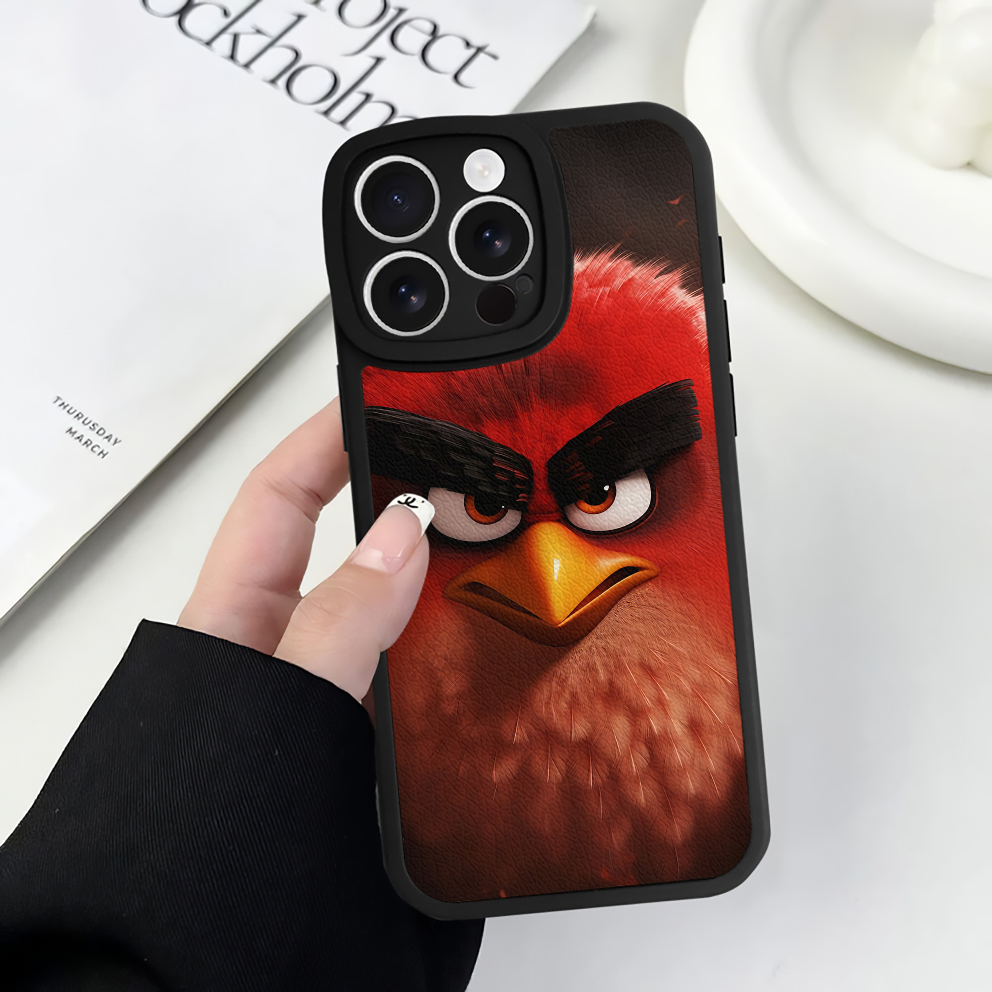 （画像用） Angry Birds アングリーバード 【iPhone 16シリーズ対応】シリコンスマホケース（レザー調） 材質：シリコン
